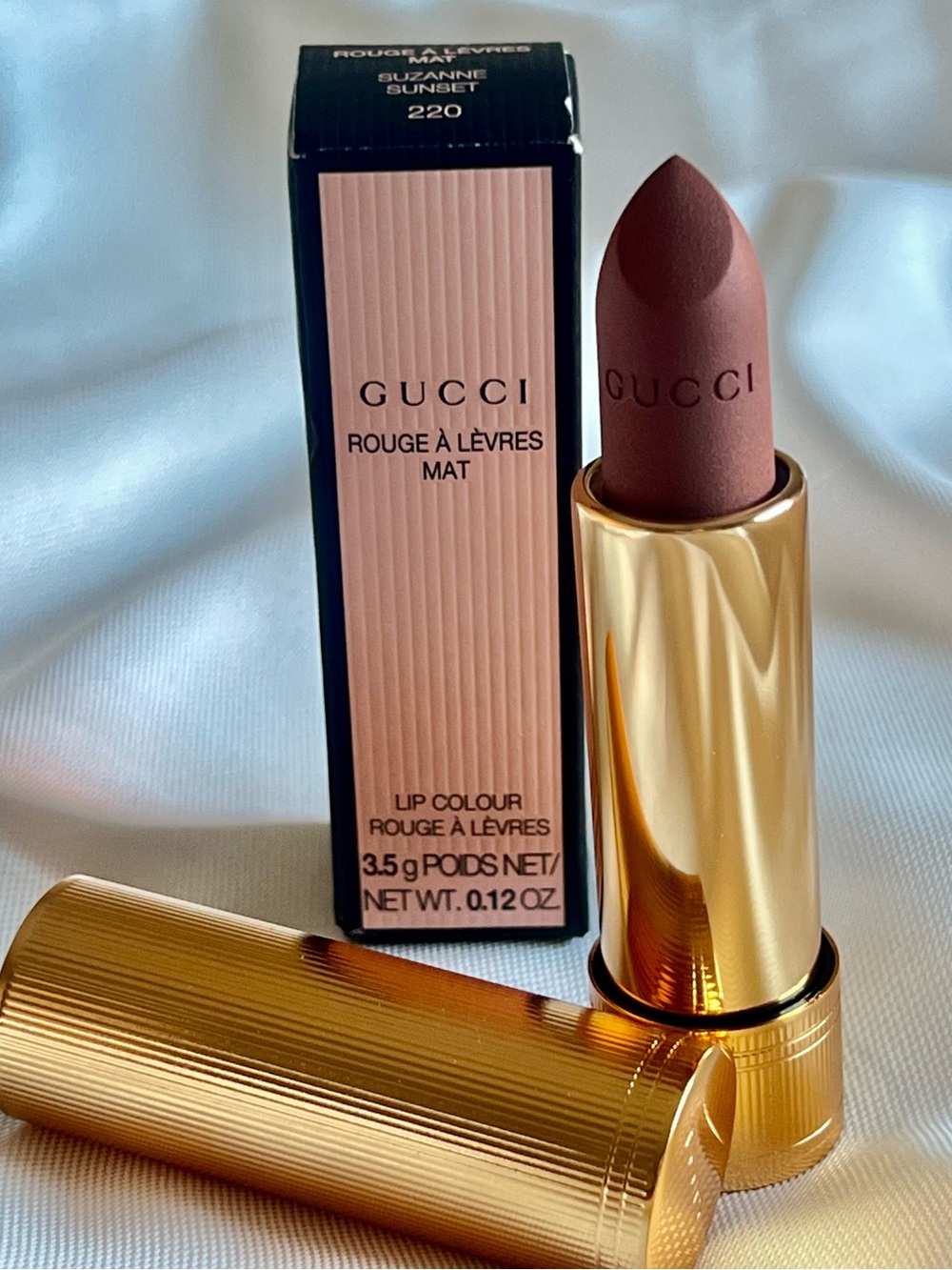 Gucci Rouge à Lèvres Mat Lipstick - Suzanne Sunset 220 (Brown Nude)
